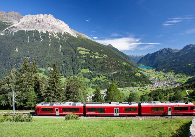 Trenino Rosso in Valposchiavo